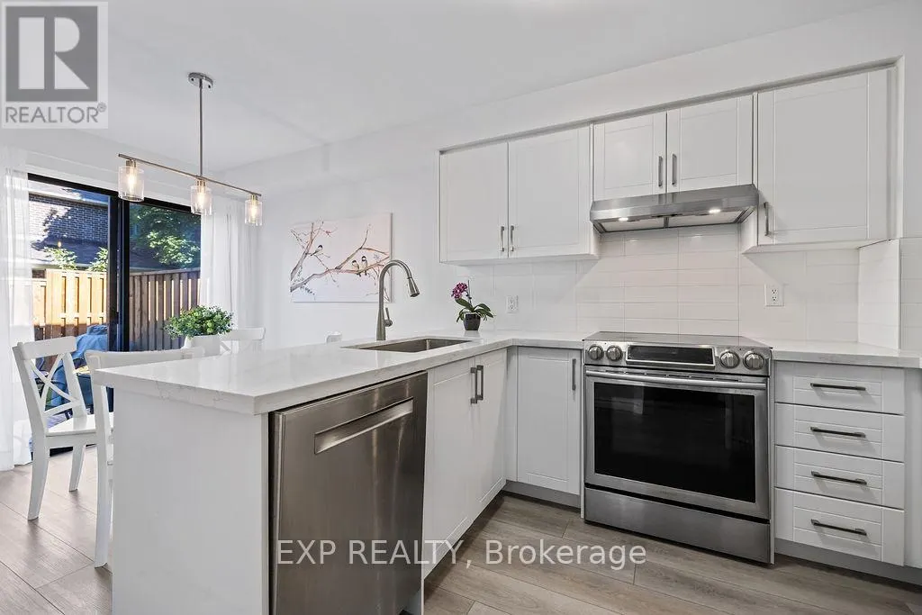 15 - 2006 GLENADA CRESCENT, #15