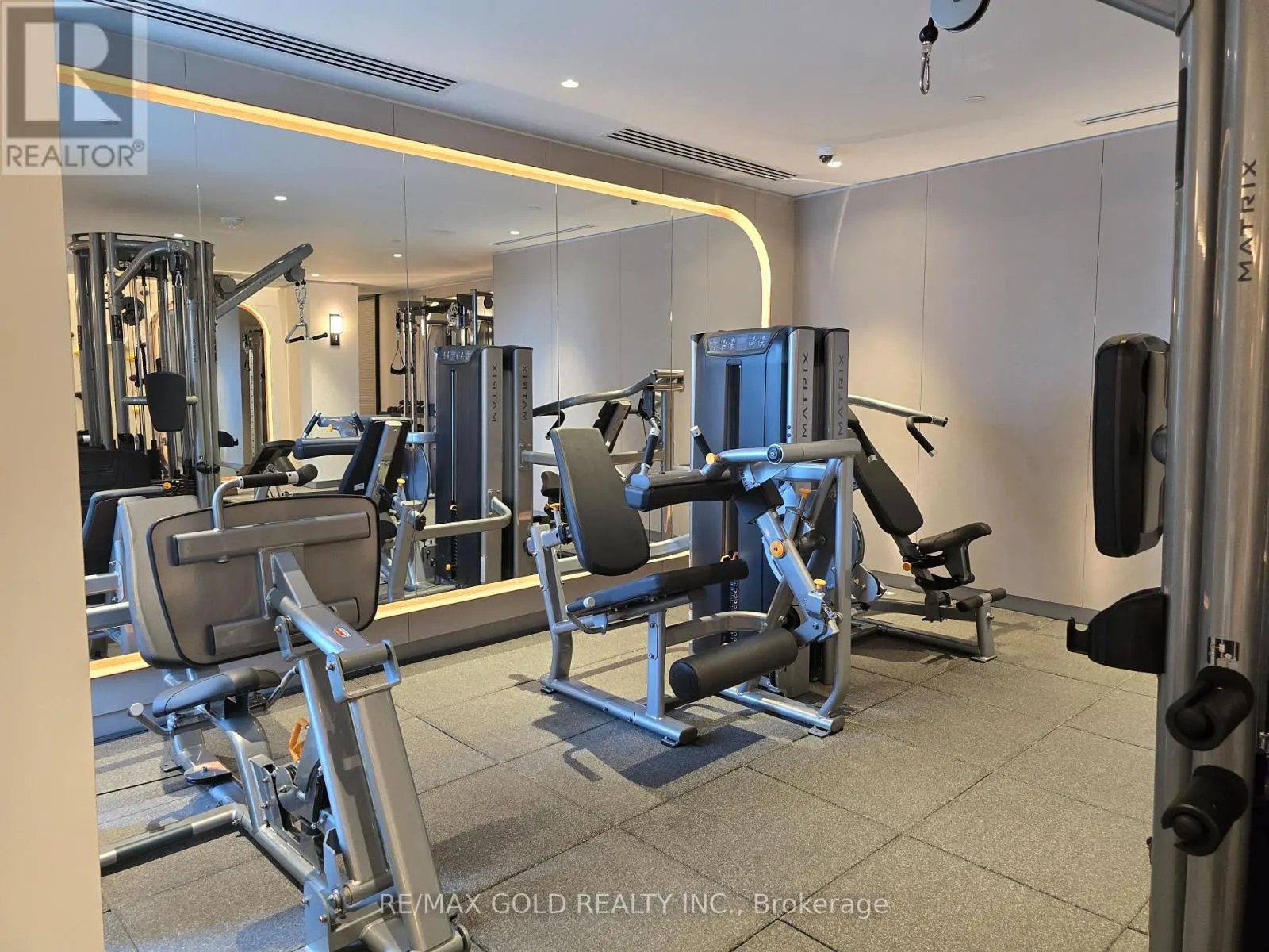 1102 - 1100 SHEPPARD AVENUE W