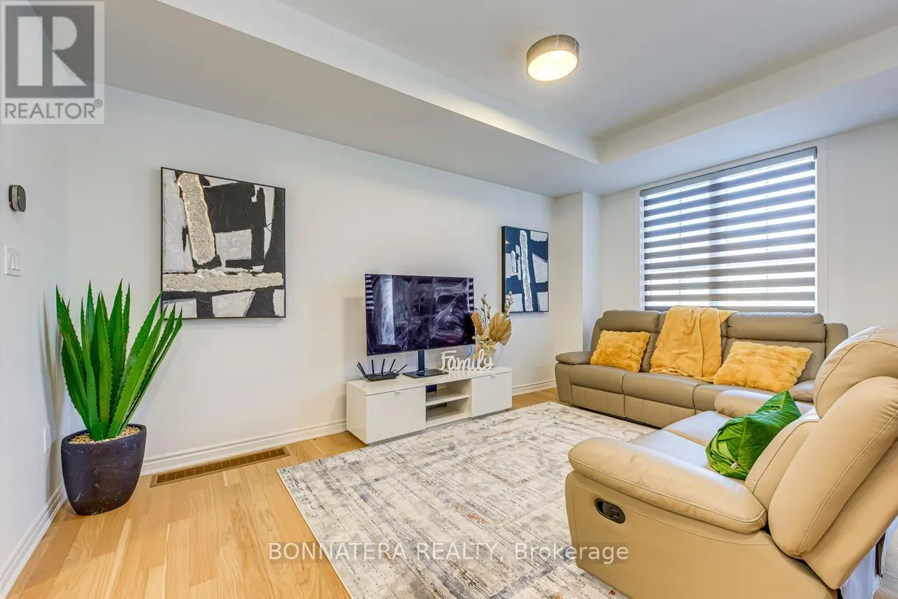 1228 GRANARY STREET