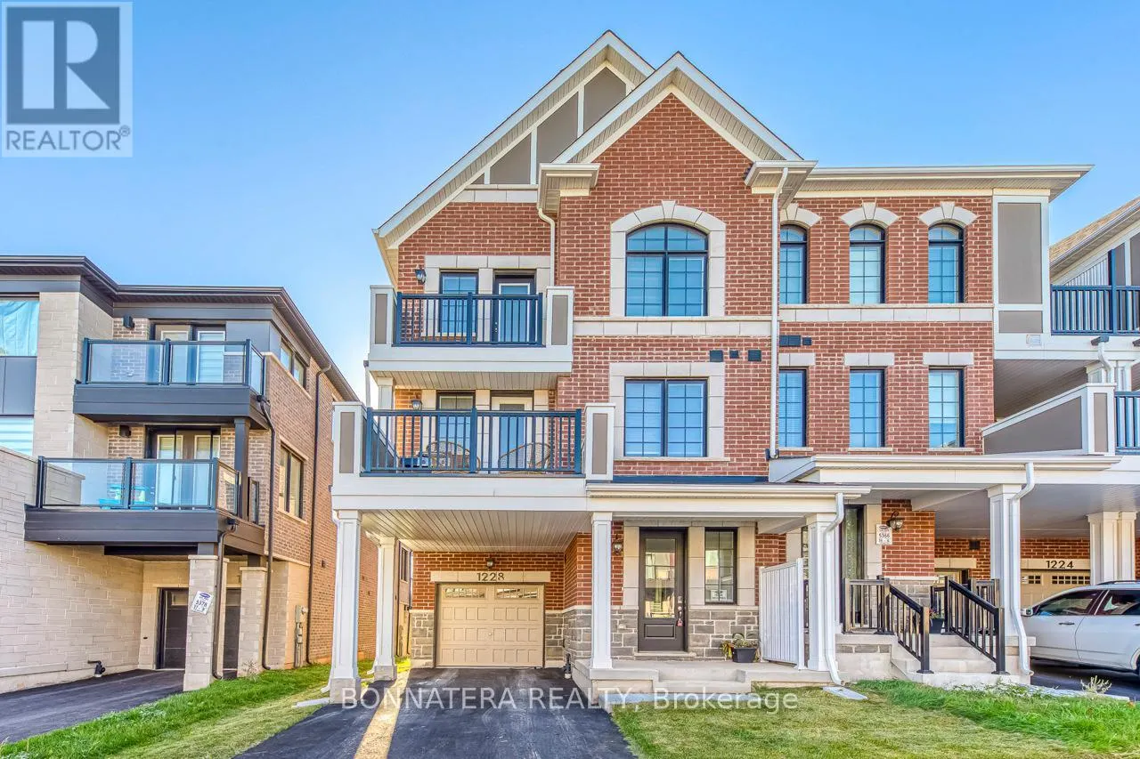 1228 GRANARY STREET