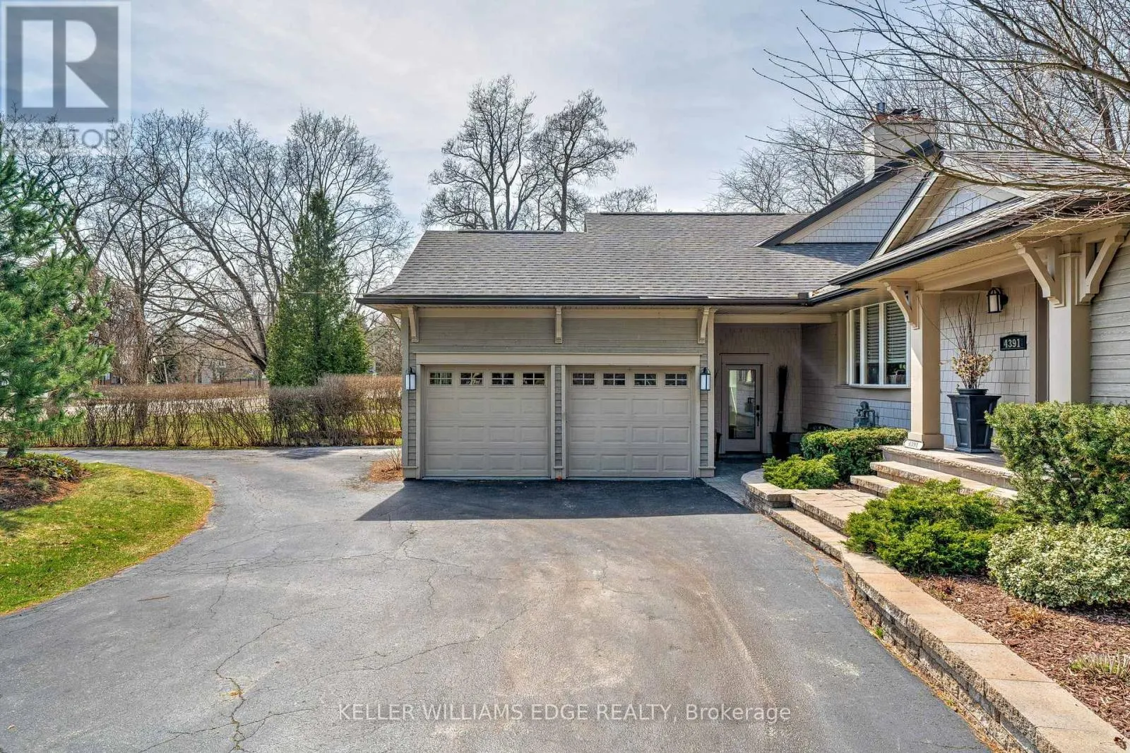 4391 LAKESHORE ROAD