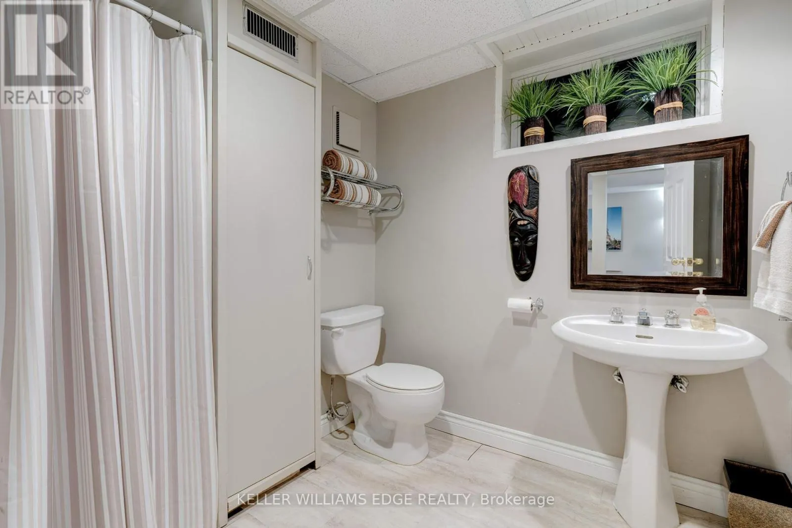 4391 LAKESHORE ROAD