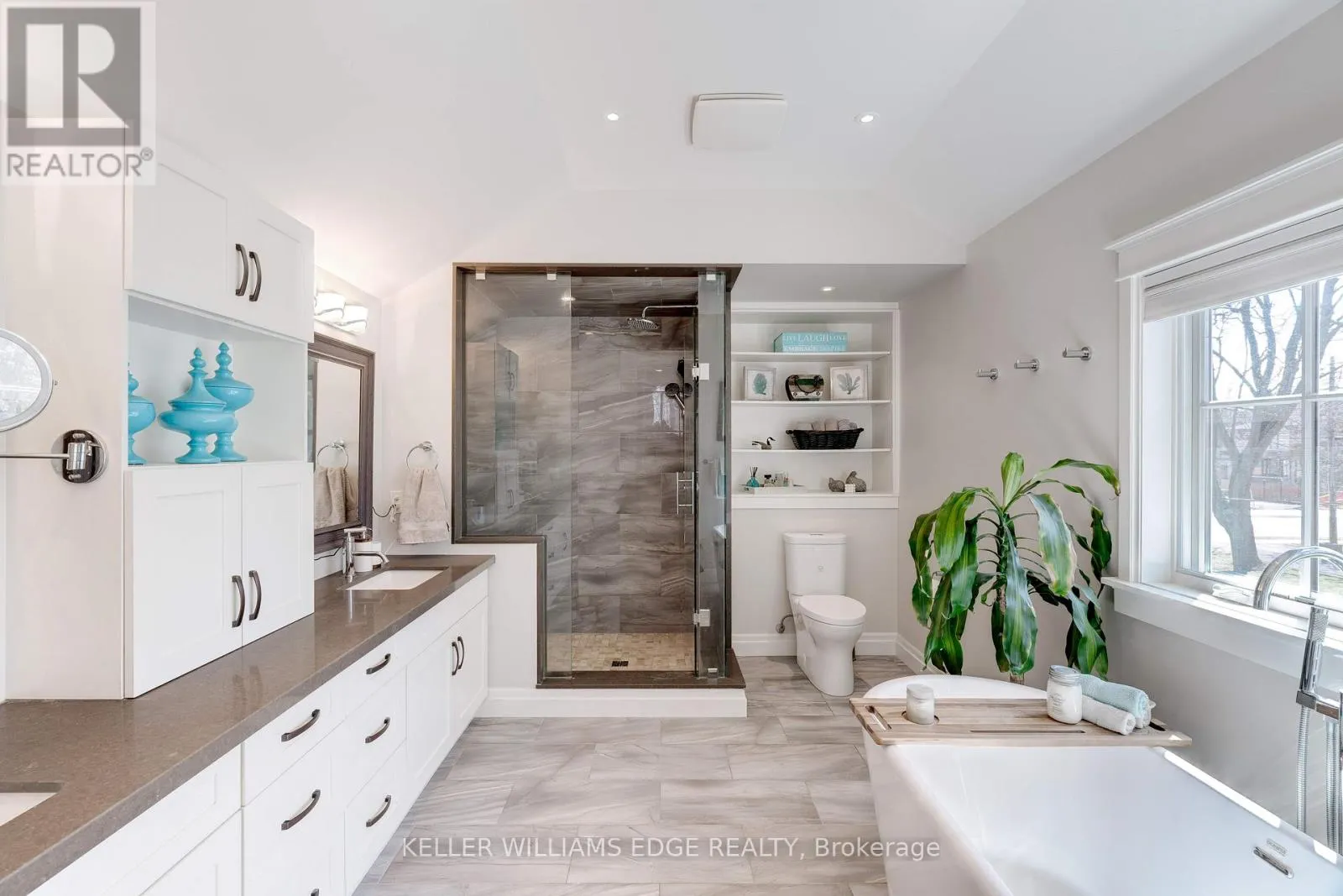 4391 LAKESHORE ROAD