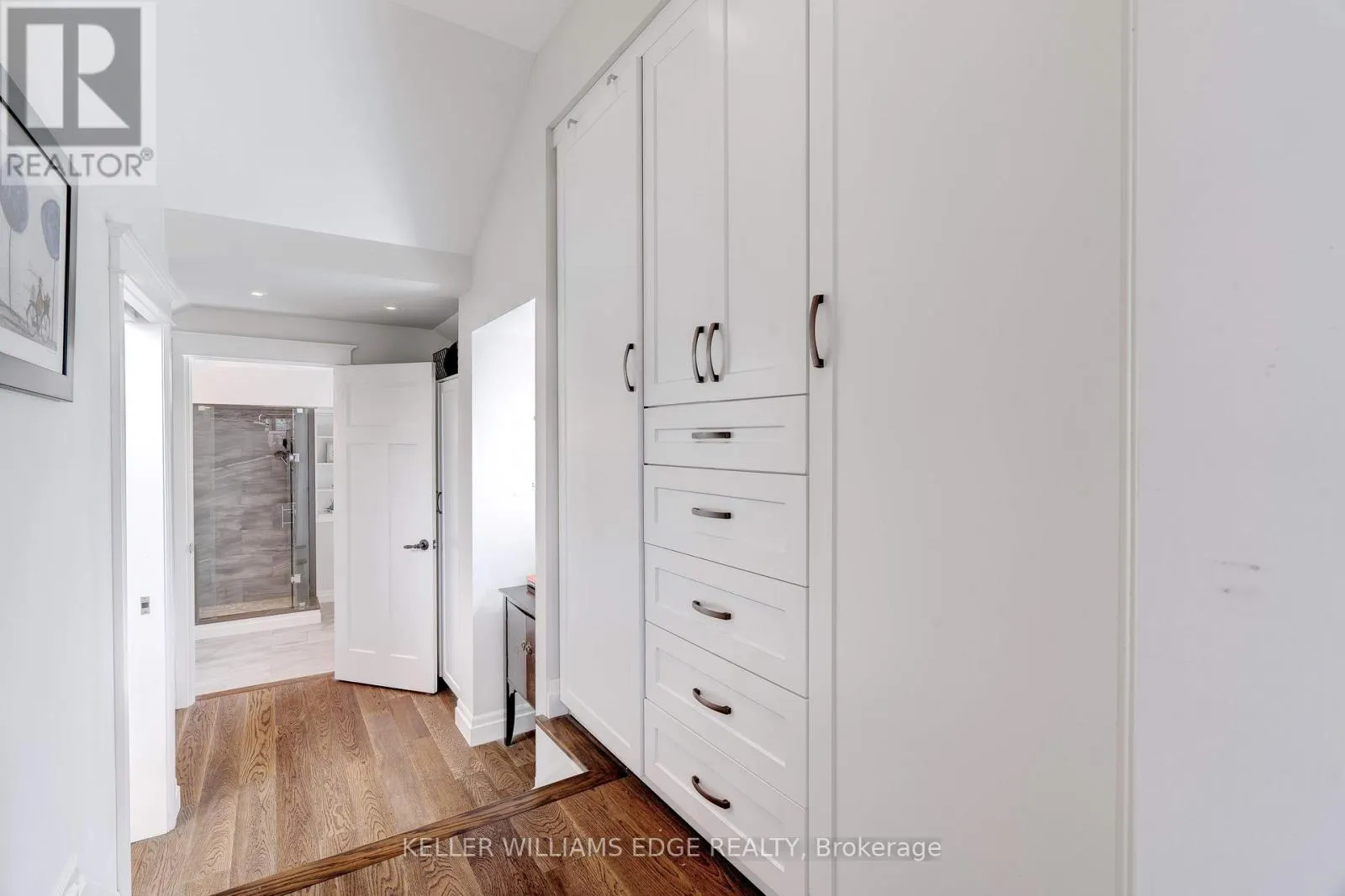 4391 LAKESHORE ROAD