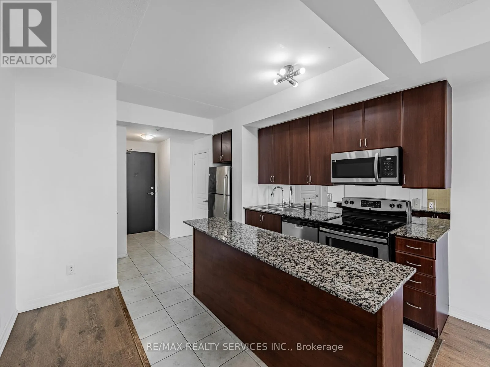 1004 - 225 WEBB DRIVE