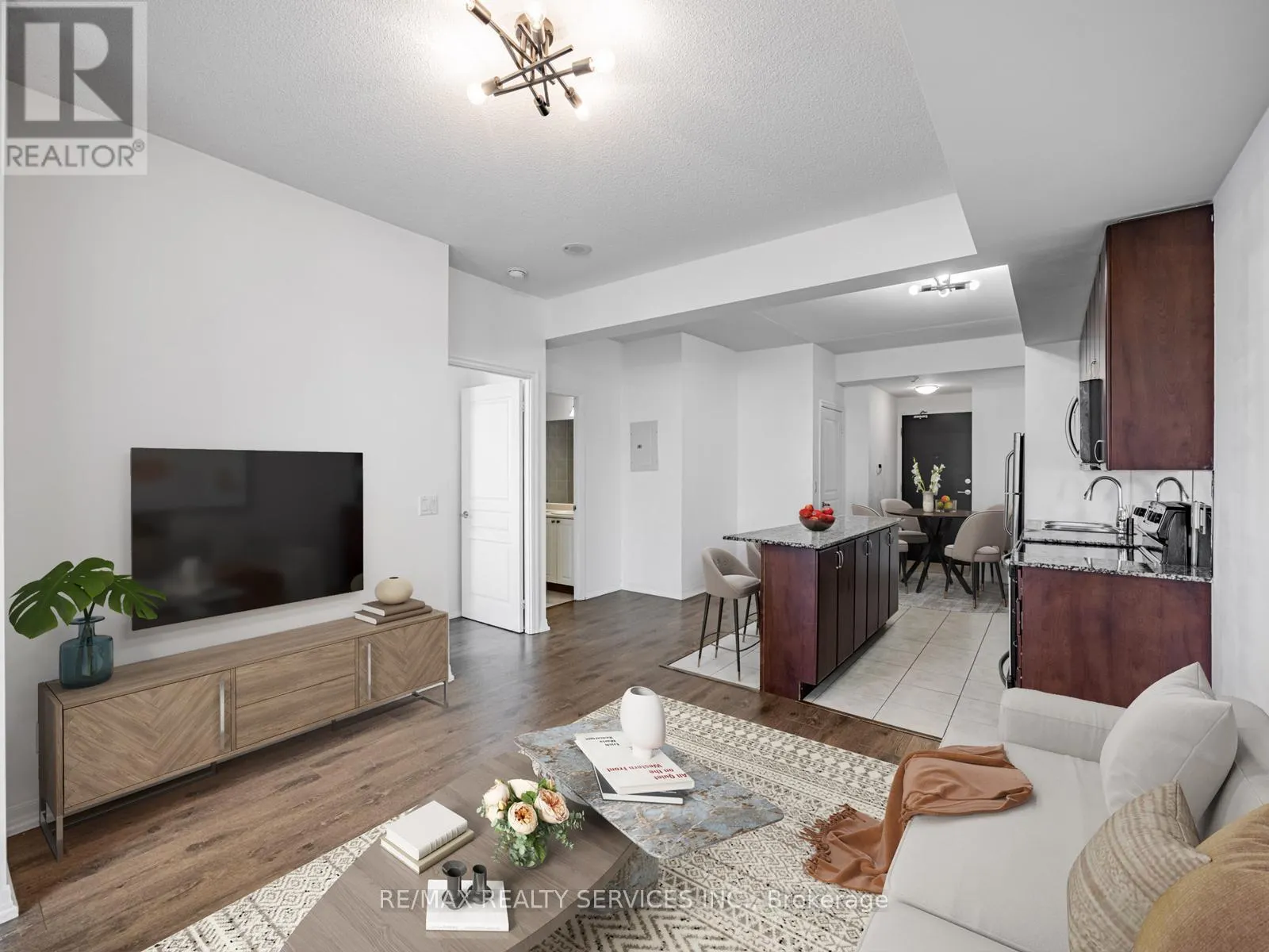 1004 - 225 WEBB DRIVE