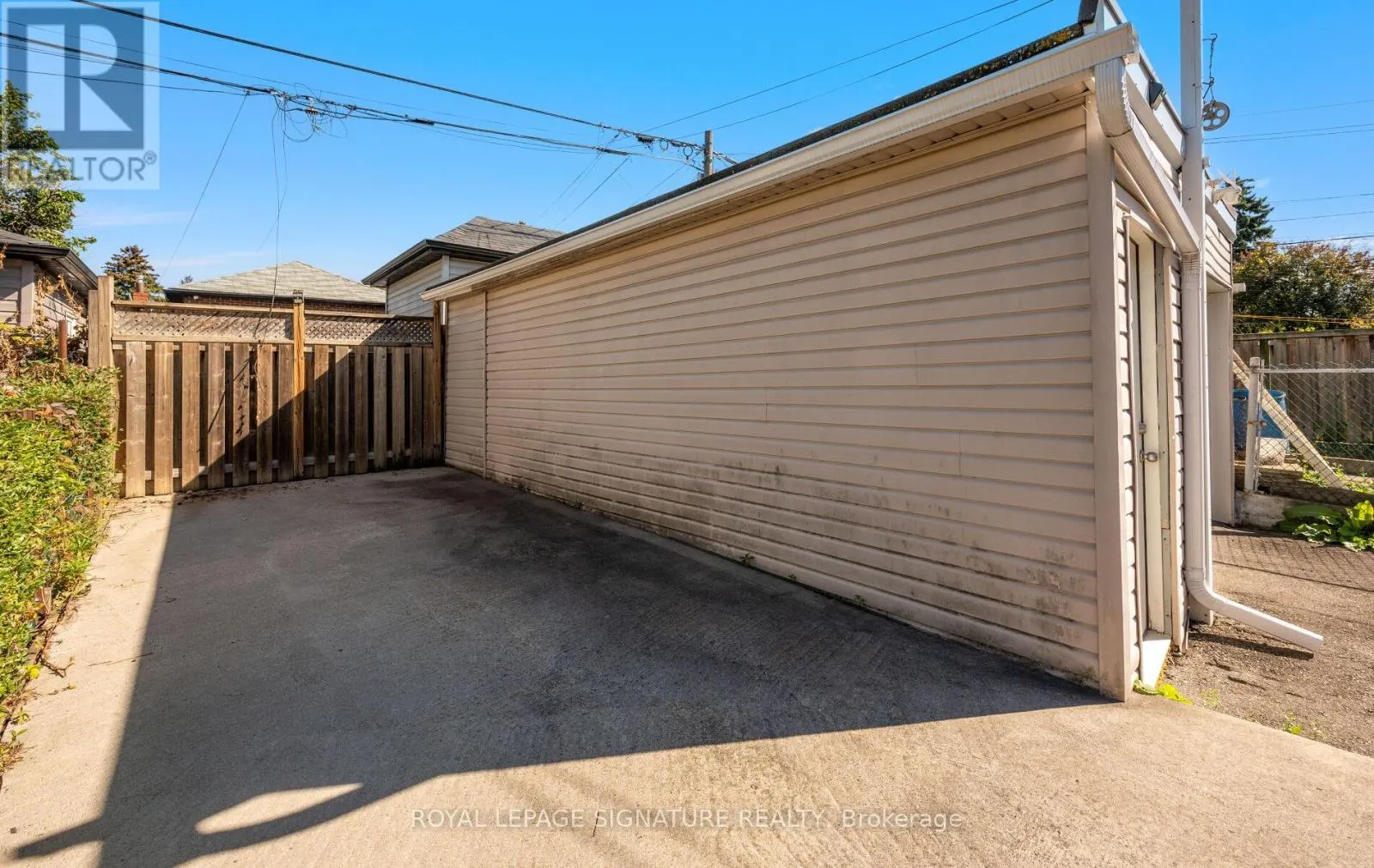 69 CHAMBERS AVENUE