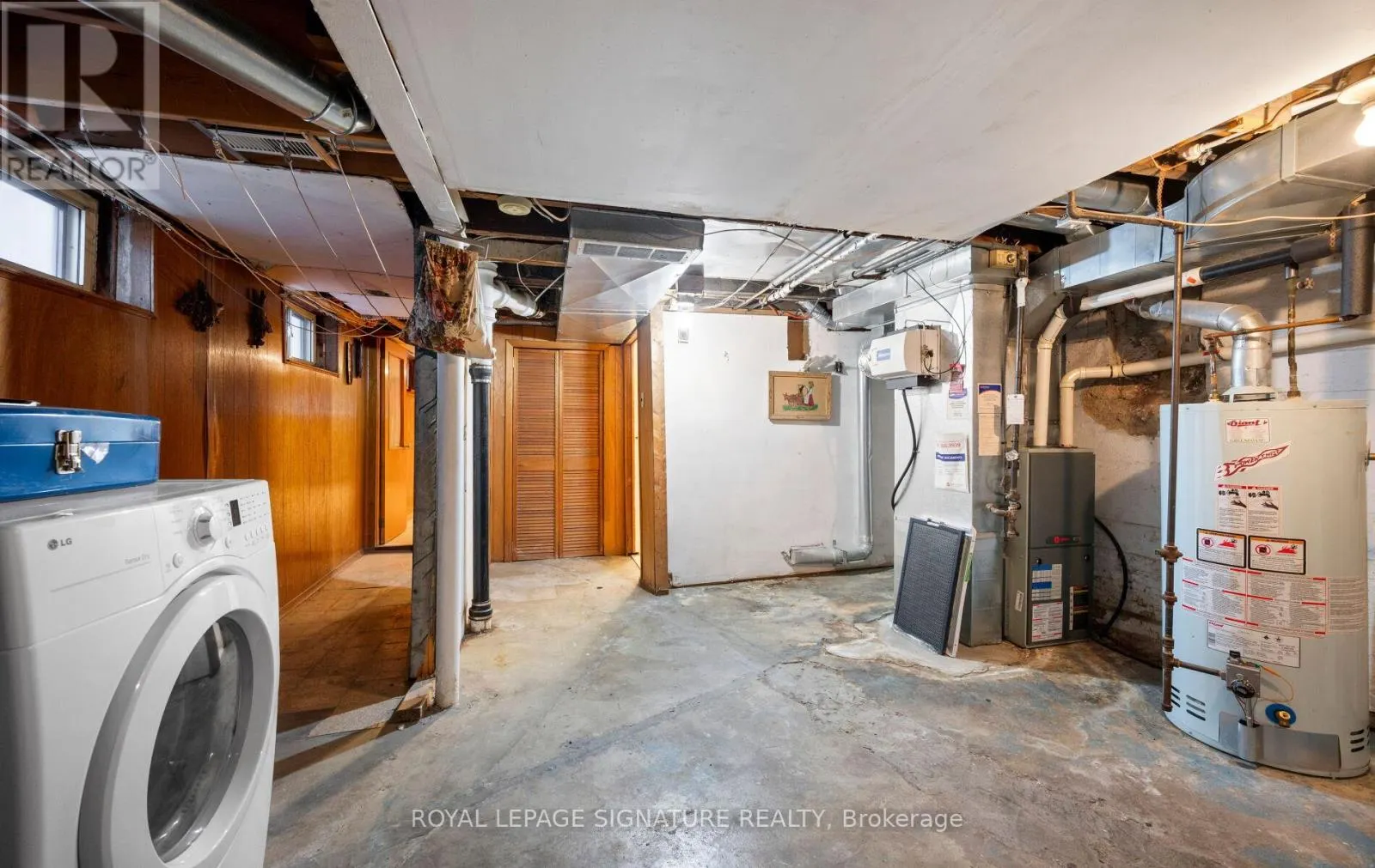 69 CHAMBERS AVENUE