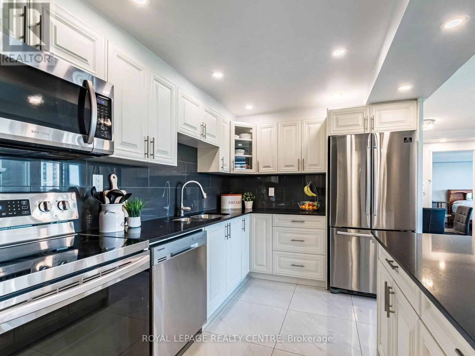 709 - 1320 MISSISSAUGA VALLEY BOULEVARD