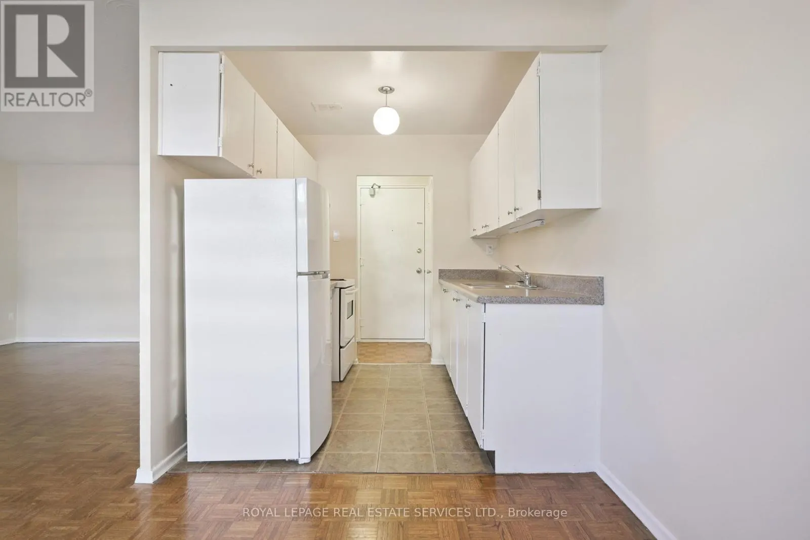 107 - 7 HELENE STREET N