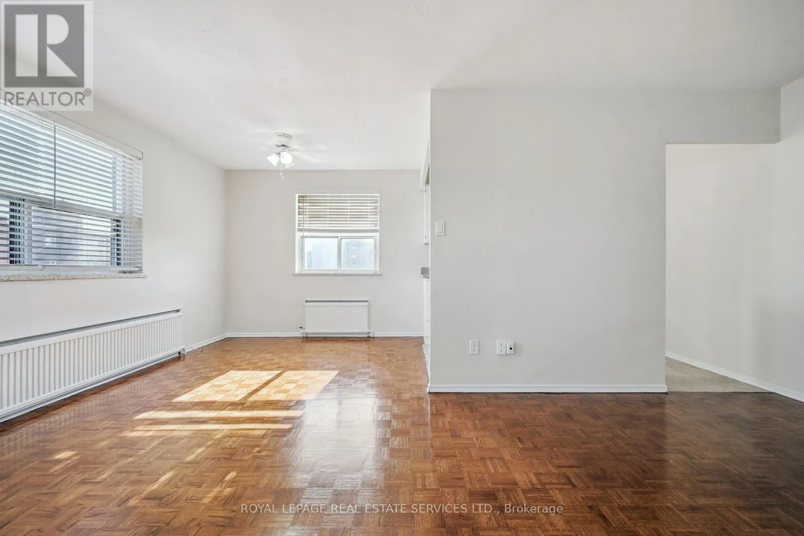 402 - 7 HELENE STREET N