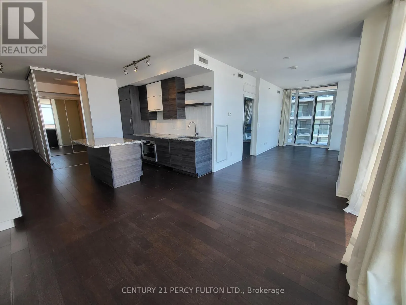 403 - 59 ANNIE CRAIG DRIVE