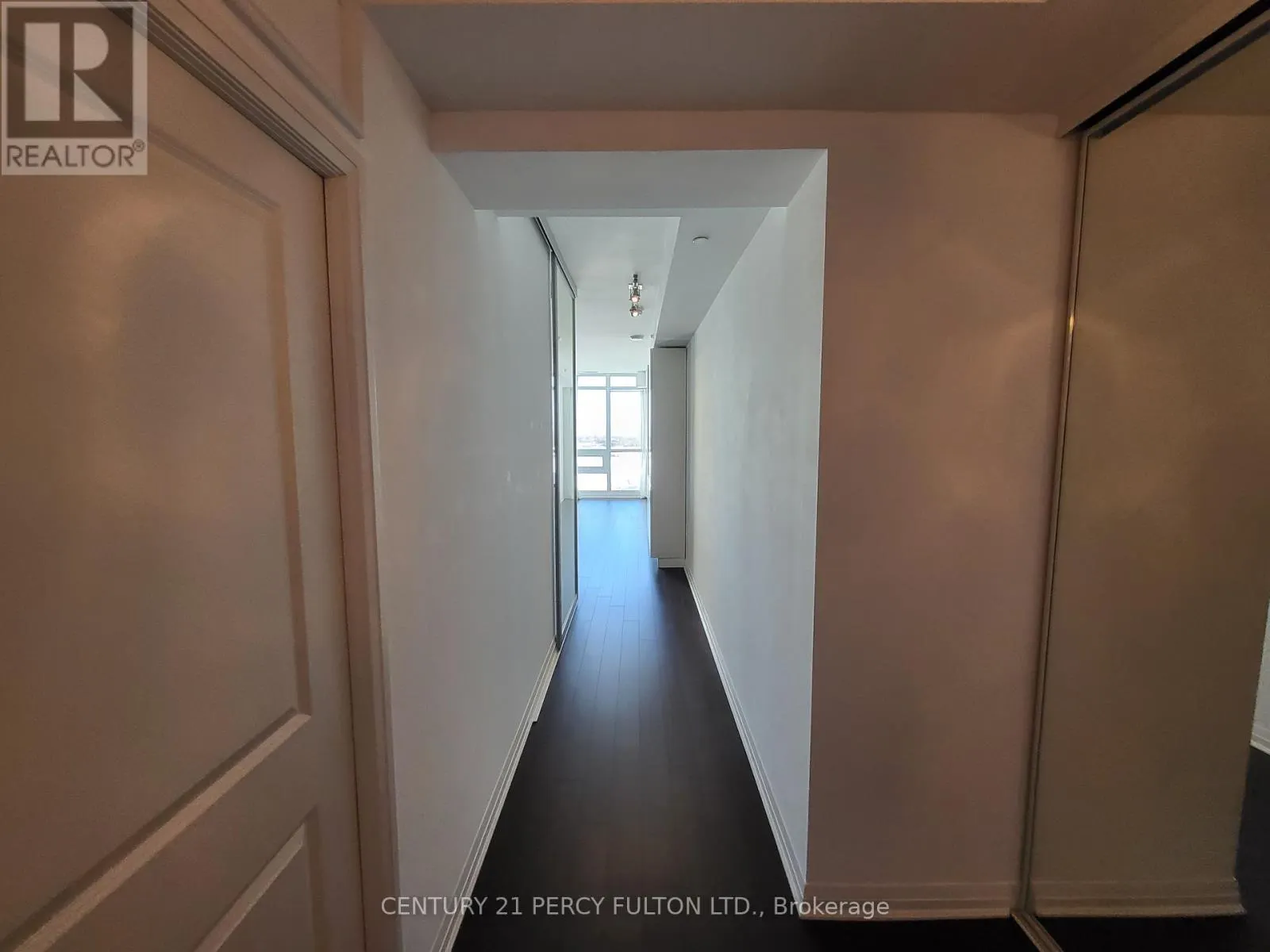 403 - 59 ANNIE CRAIG DRIVE