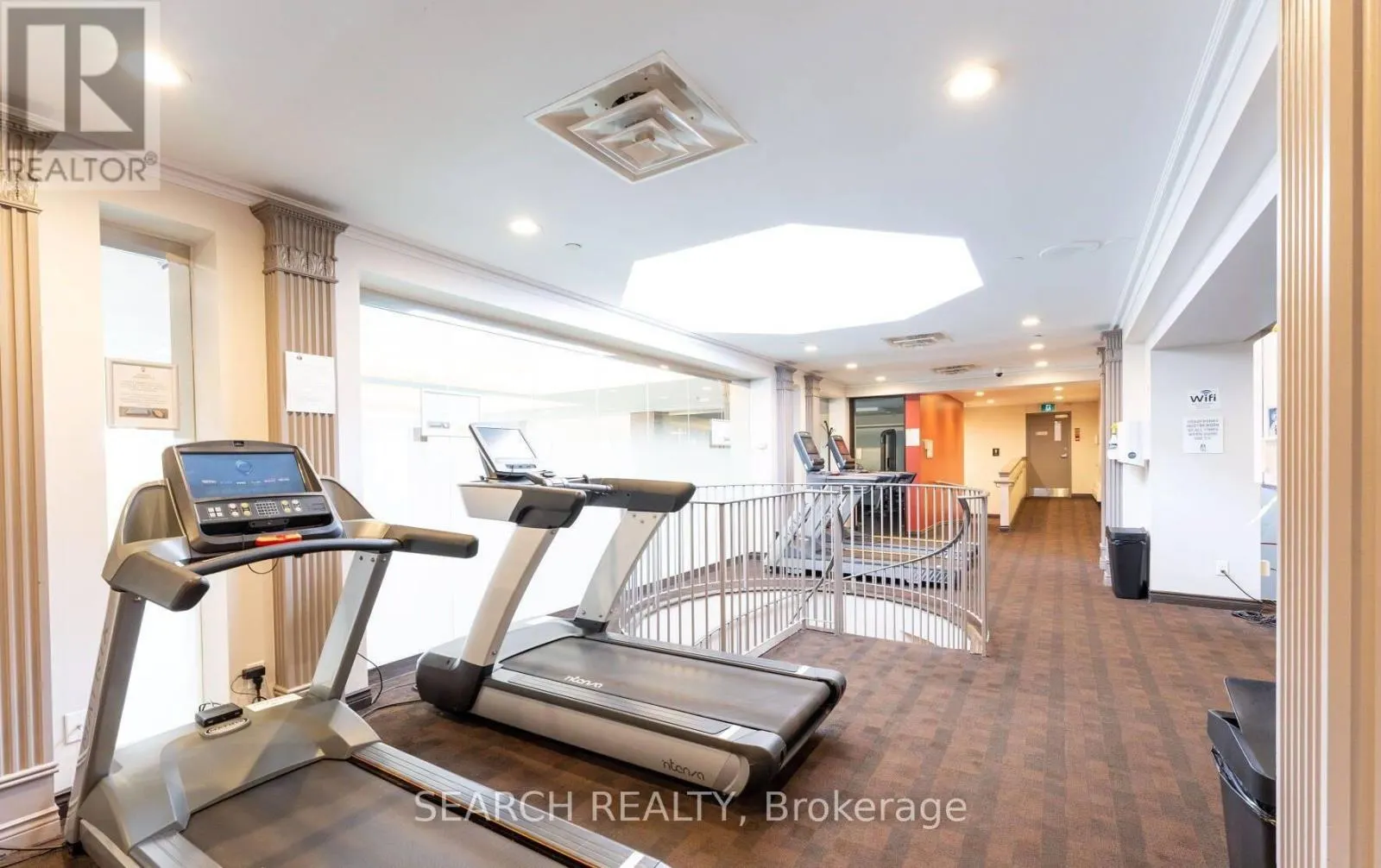 1705 - 2285 LAKE SHORE BOULEVARD W