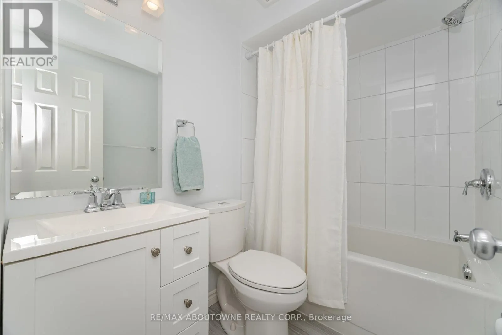 14 - 2935 HEADON FOREST DRIVE