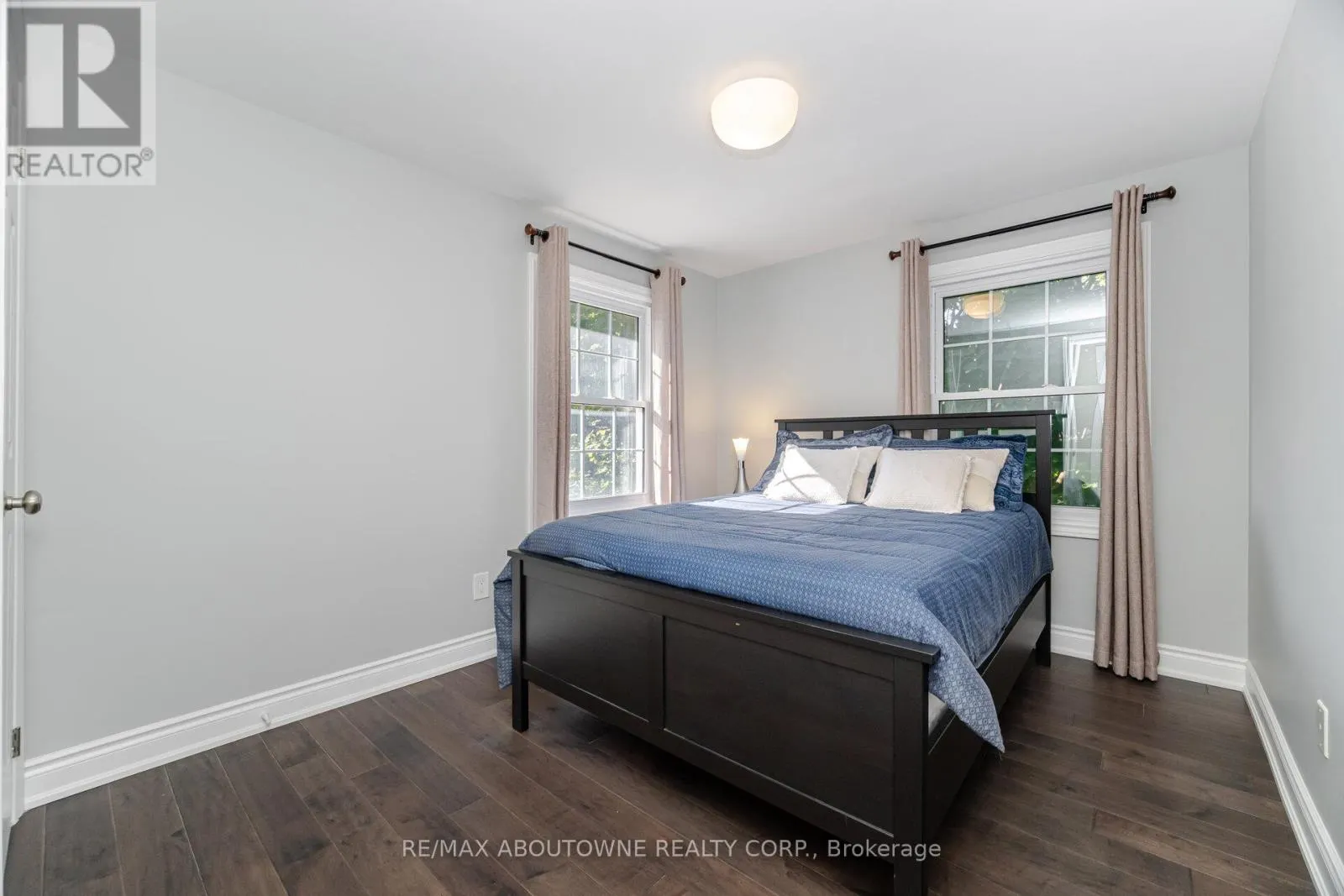 14 - 2935 HEADON FOREST DRIVE