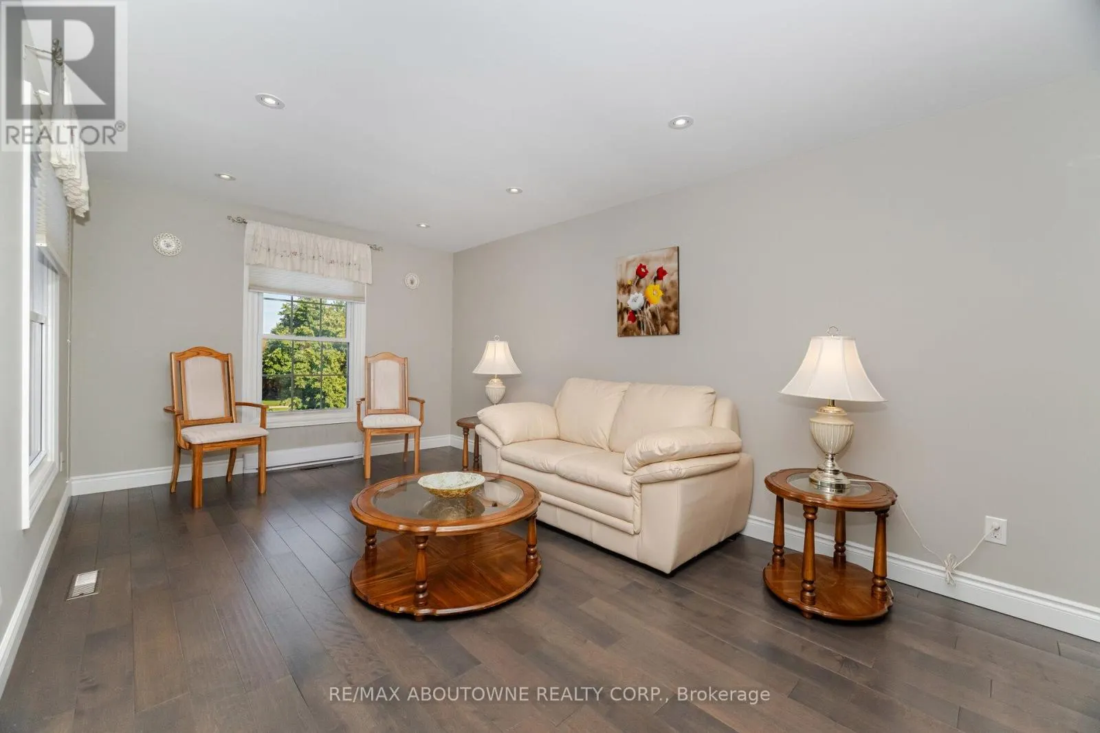 14 - 2935 HEADON FOREST DRIVE