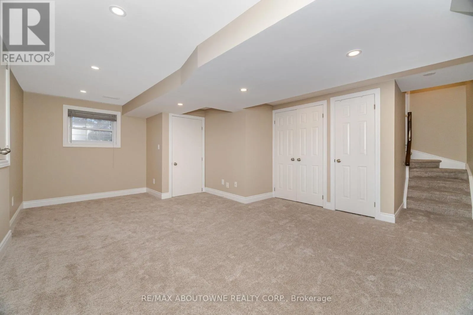 14 - 2935 HEADON FOREST DRIVE