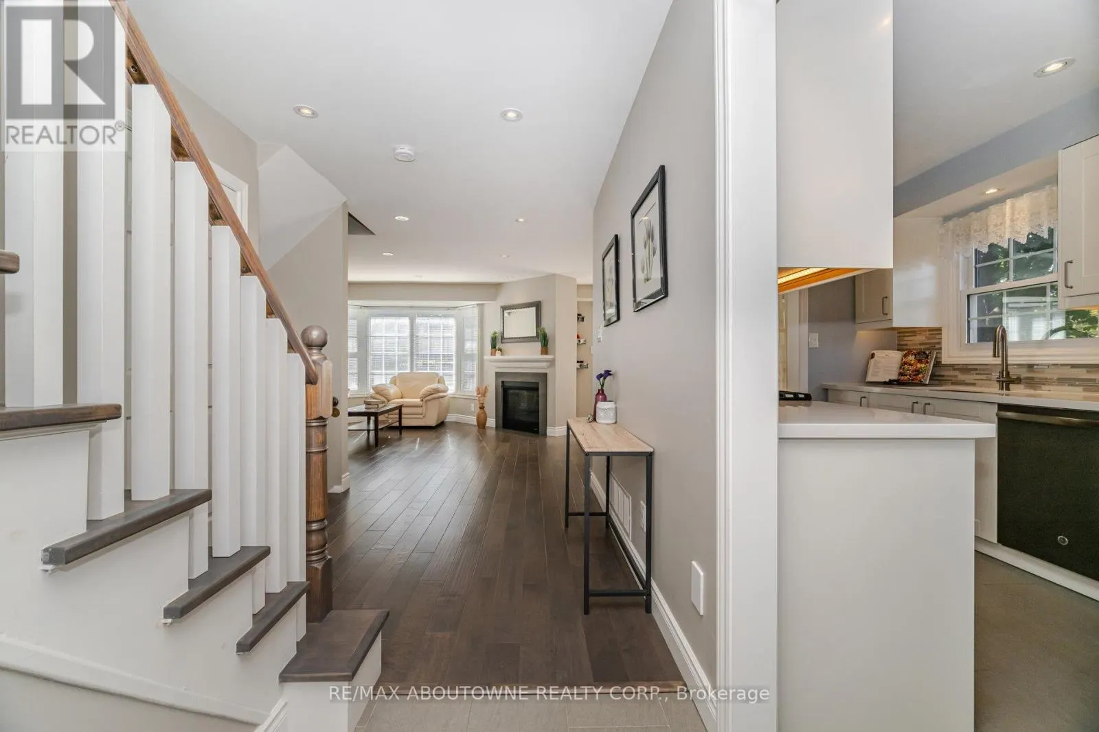14 - 2935 HEADON FOREST DRIVE