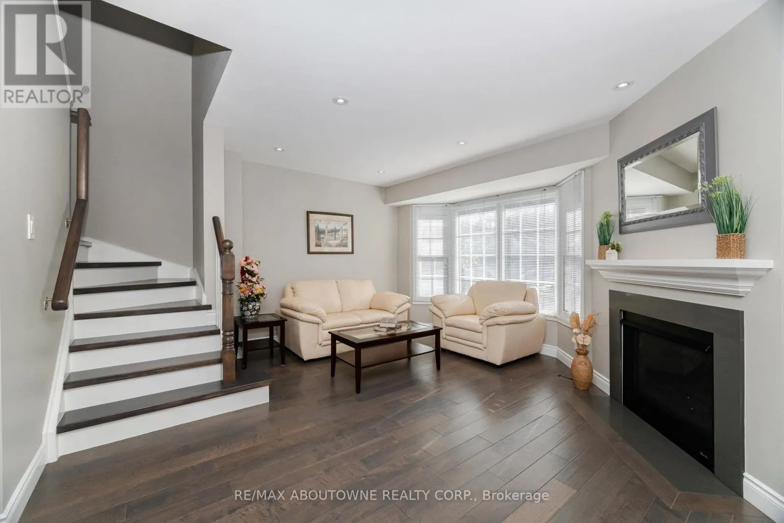 14 - 2935 HEADON FOREST DRIVE