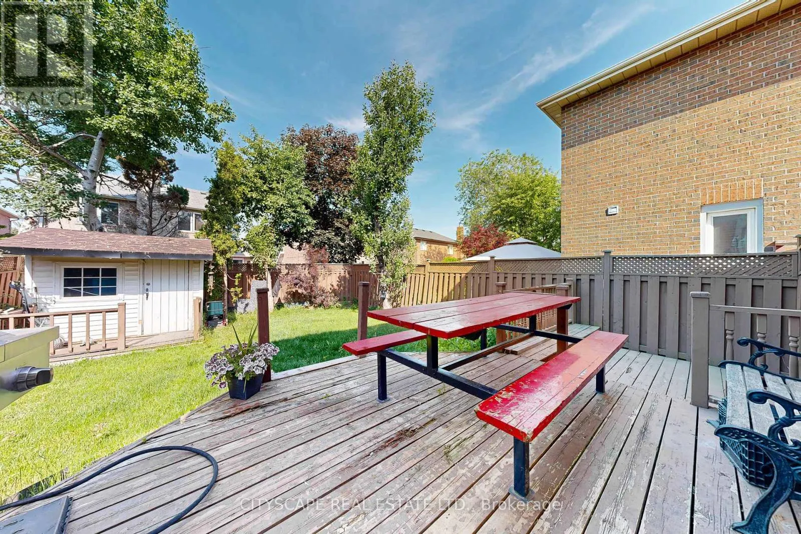 35 LETTY AVENUE