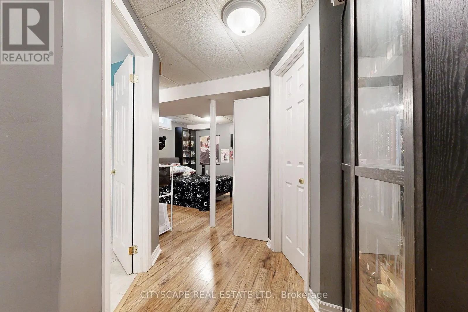 35 LETTY AVENUE