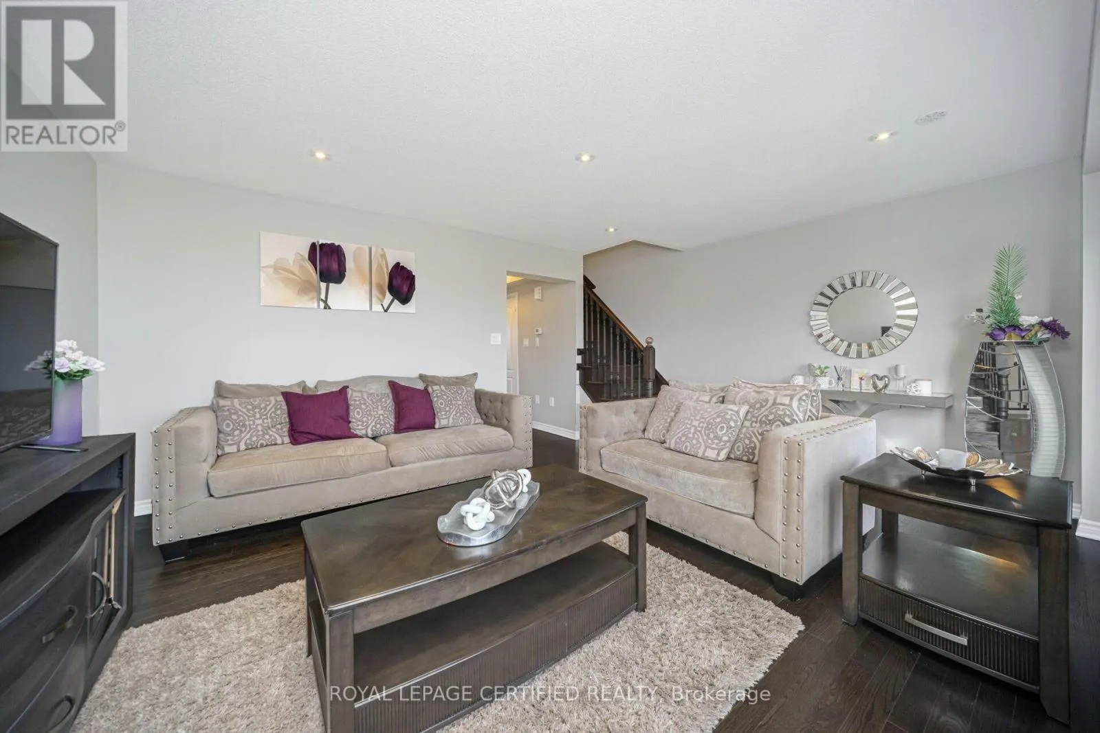 110 BANNISTER CRESCENT