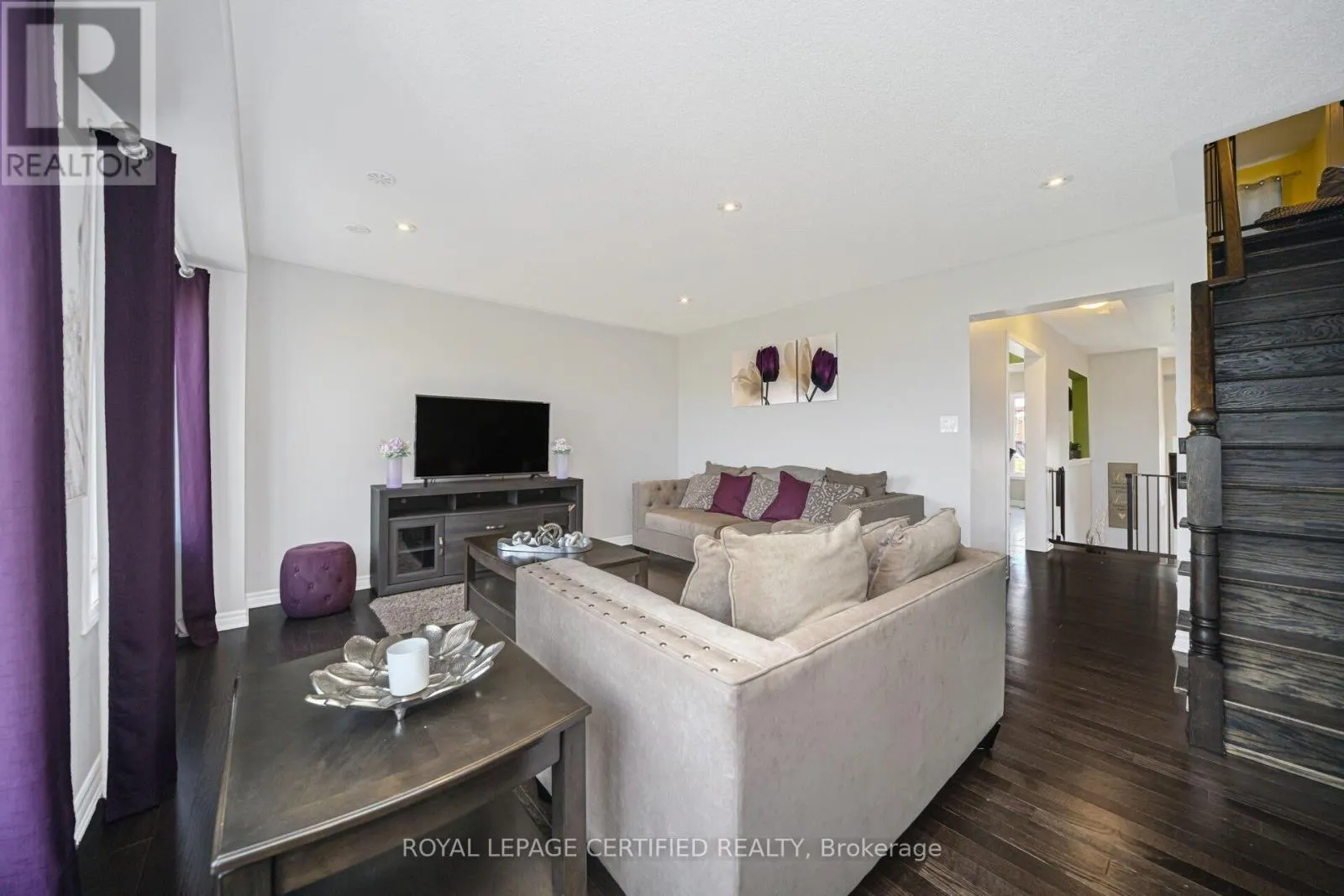 110 BANNISTER CRESCENT