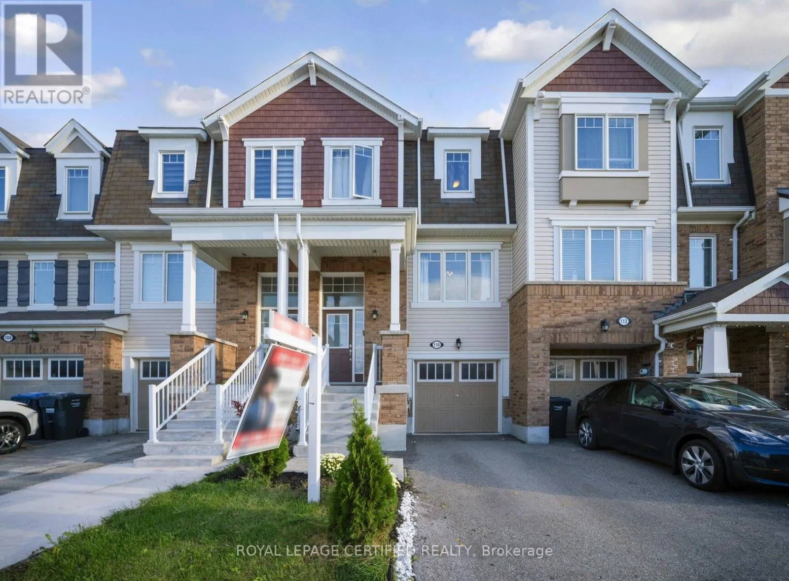 110 BANNISTER CRESCENT
