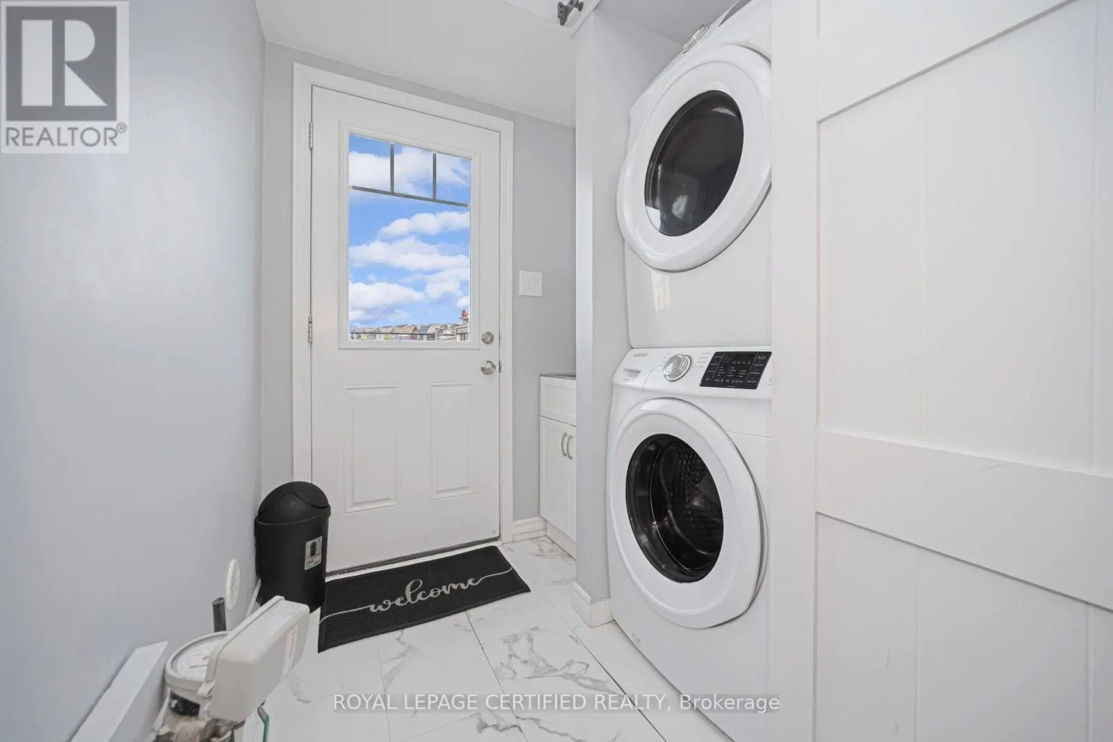 110 BANNISTER CRESCENT