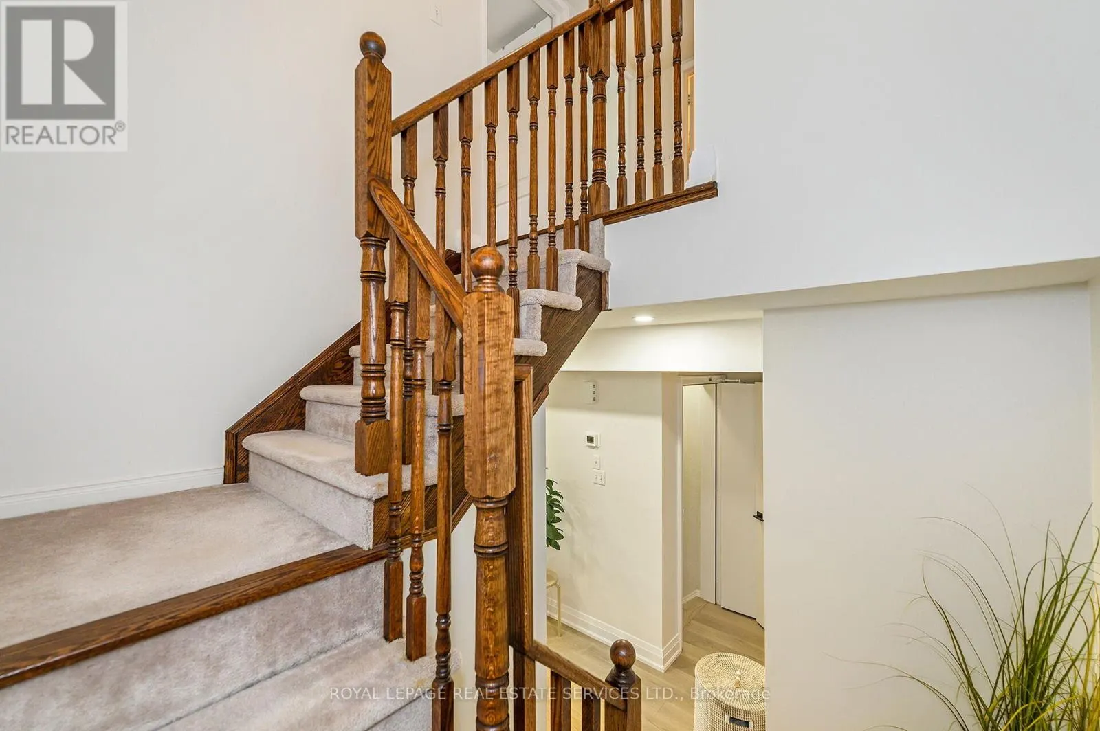 UNIT 12 - 19 HAYS BOULEVARD