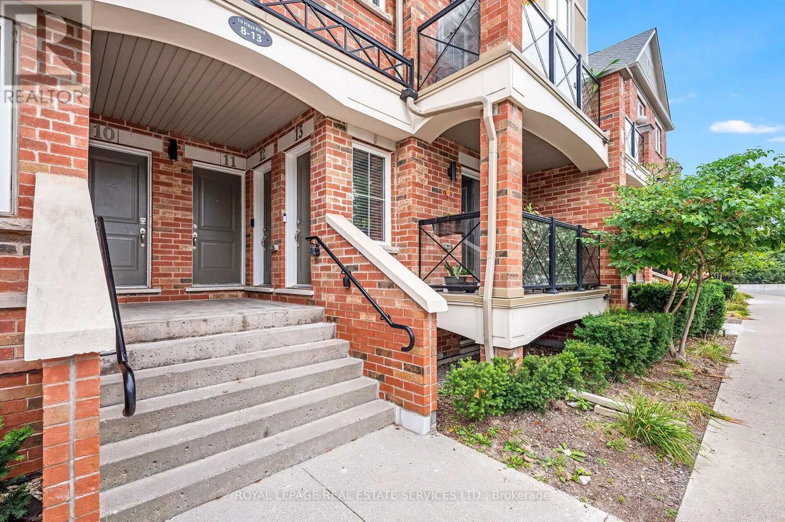 UNIT 12 - 19 HAYS BOULEVARD