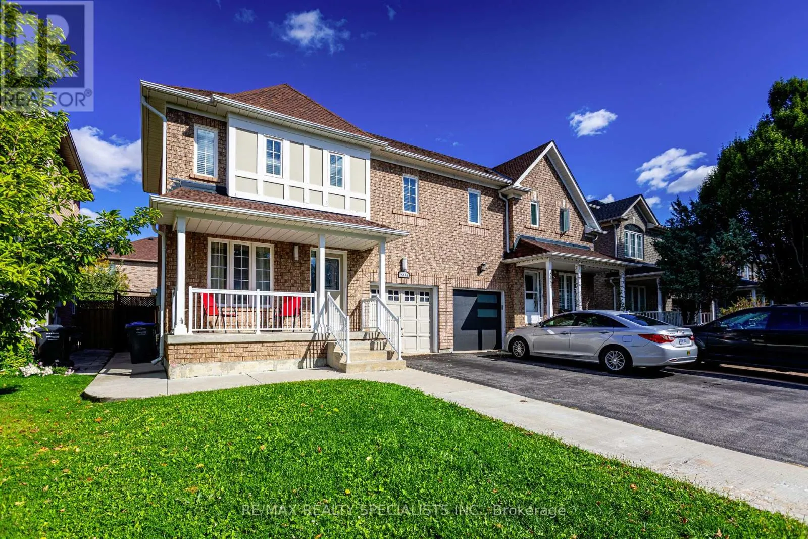 5449 ROCHELLE WAY