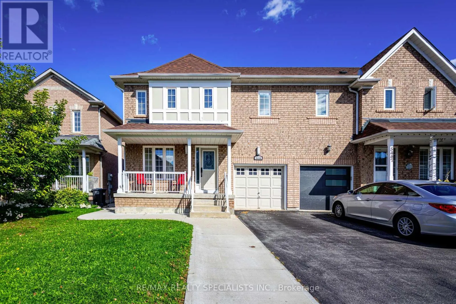5449 ROCHELLE WAY
