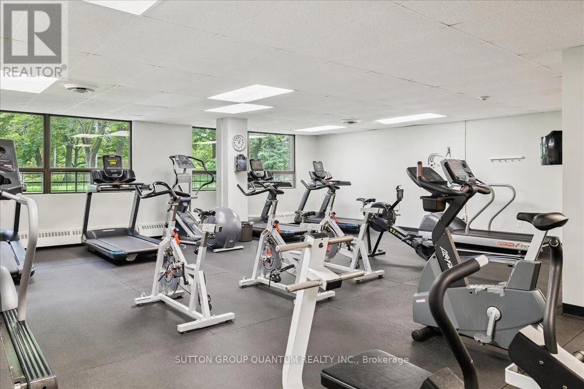 1404 - 1515 LAKESHORE ROAD E