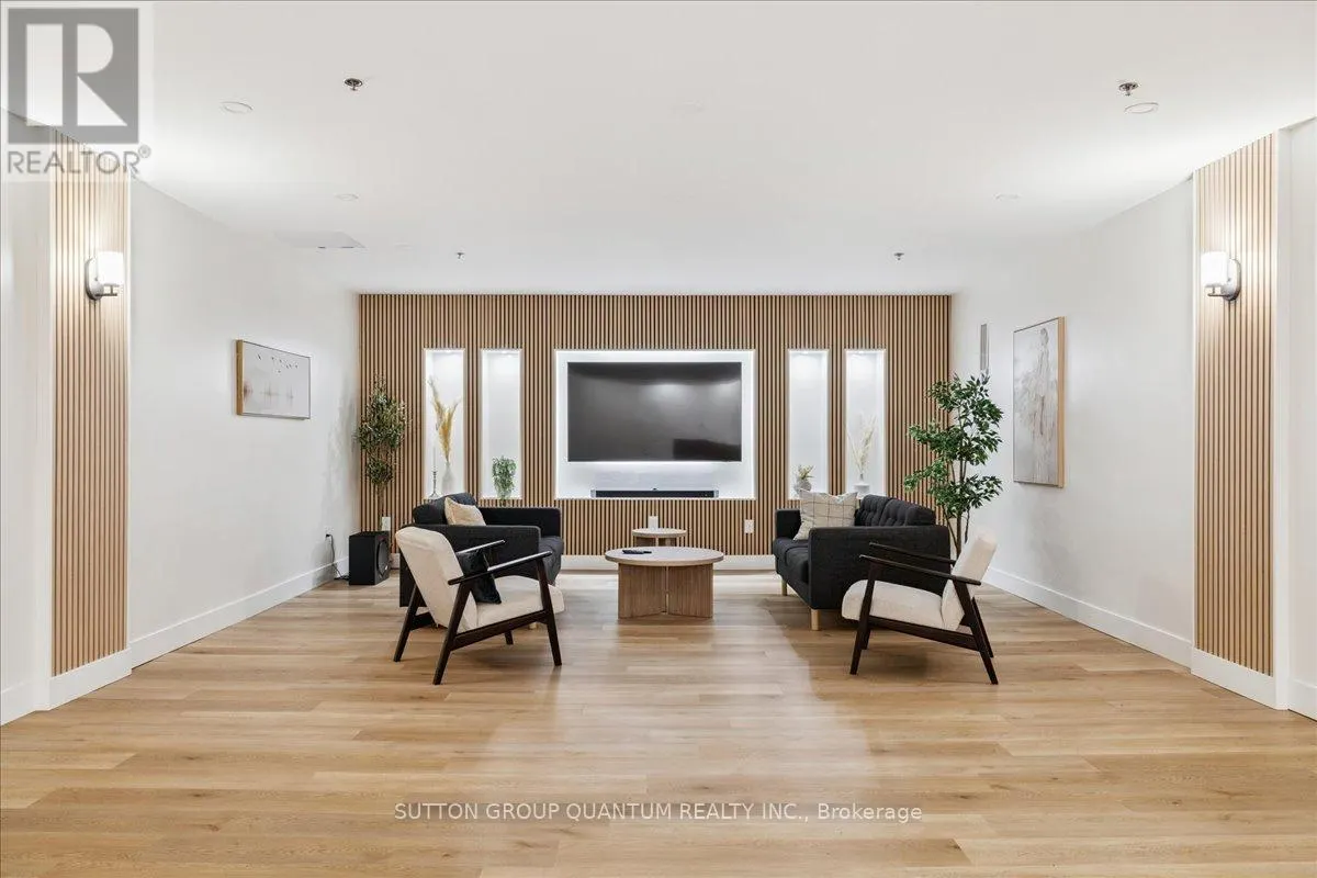1404 - 1515 LAKESHORE ROAD E