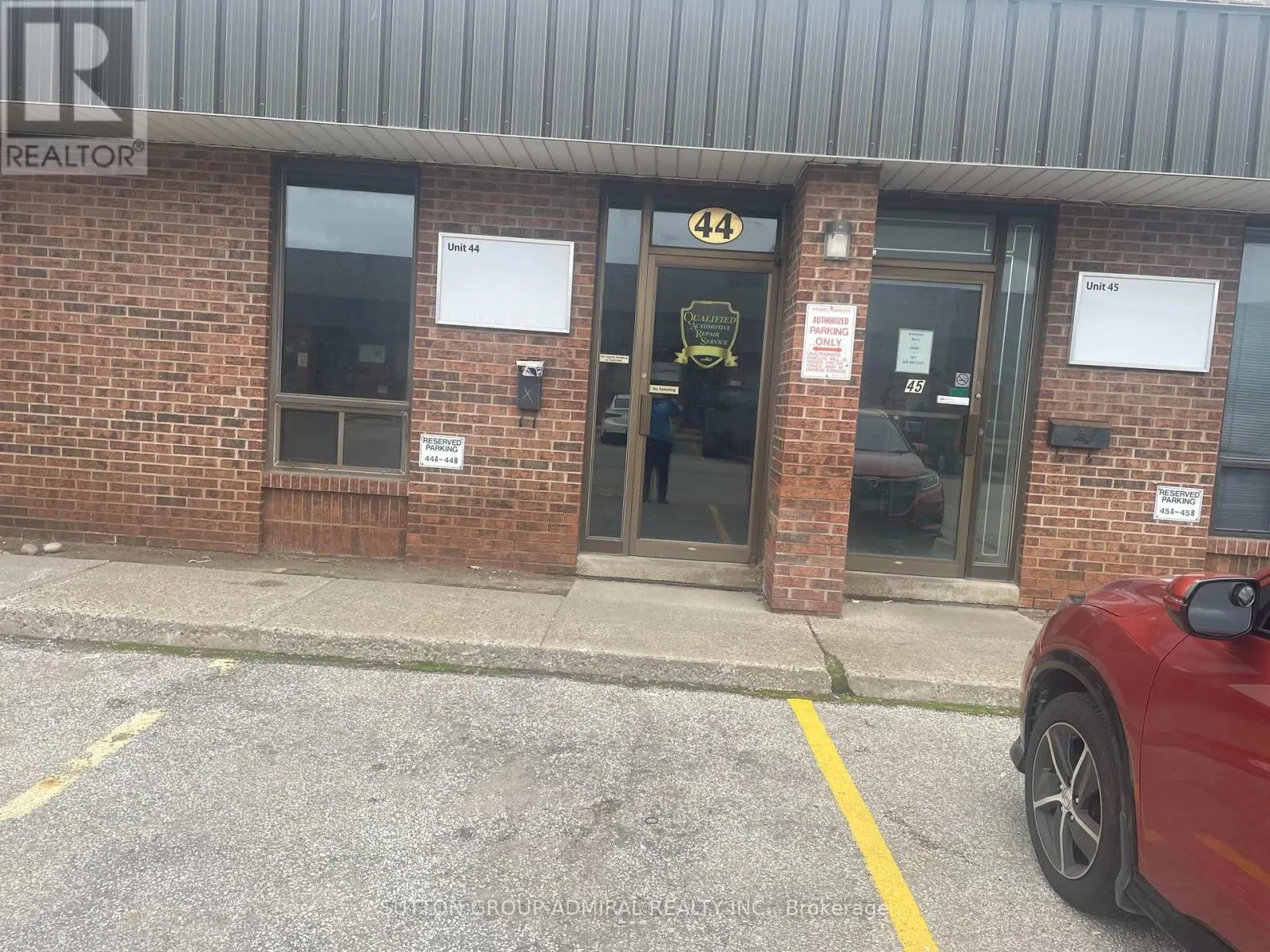 44 - 101 TORO ROAD