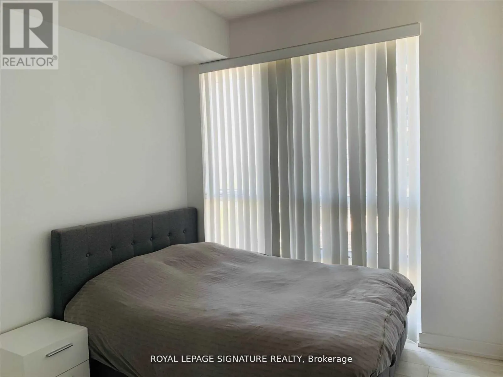 1108 - 2212 LAKE SHORE BOULEVARD W