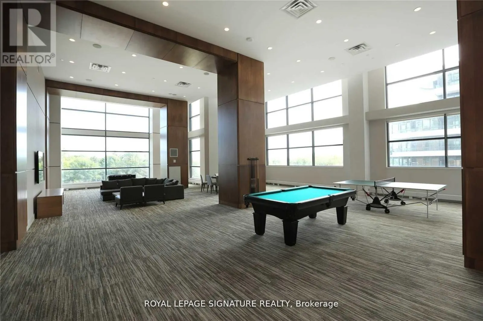 1108 - 2212 LAKE SHORE BOULEVARD W