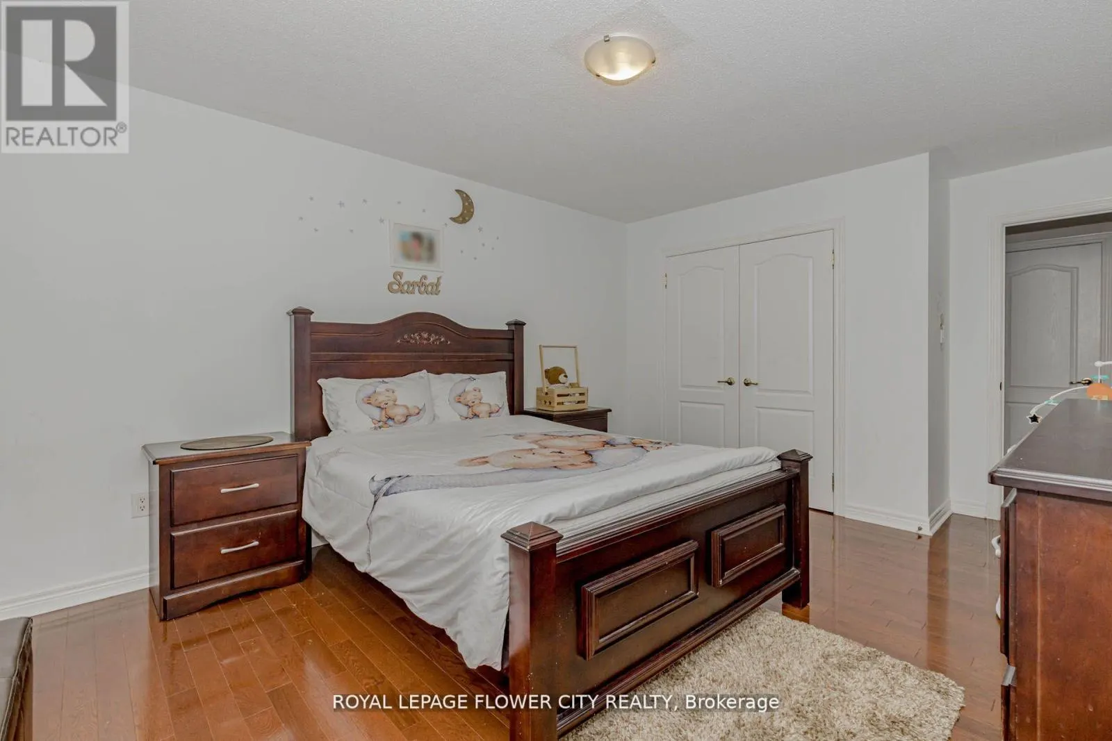 11 VINTONRIDGE DRIVE