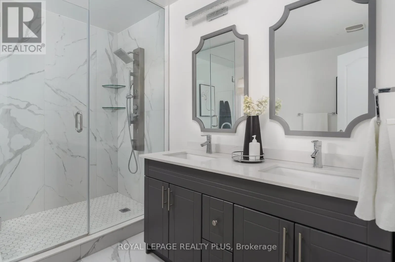 1059 MCCLENAHAN CRESCENT