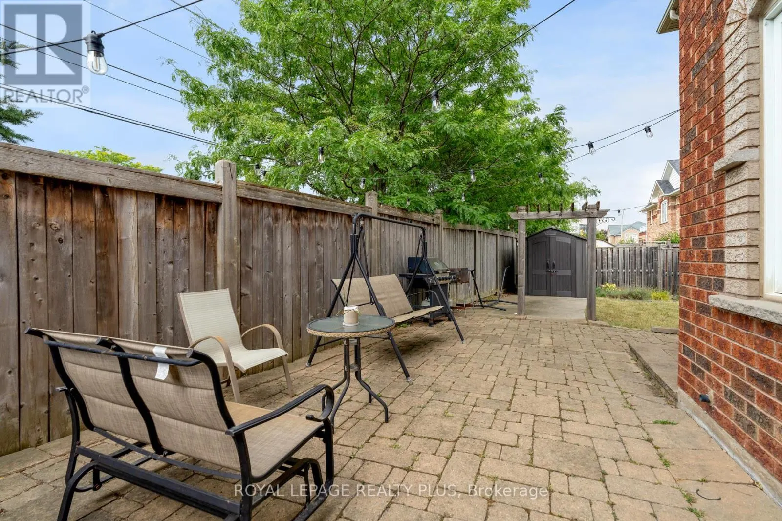 1059 MCCLENAHAN CRESCENT