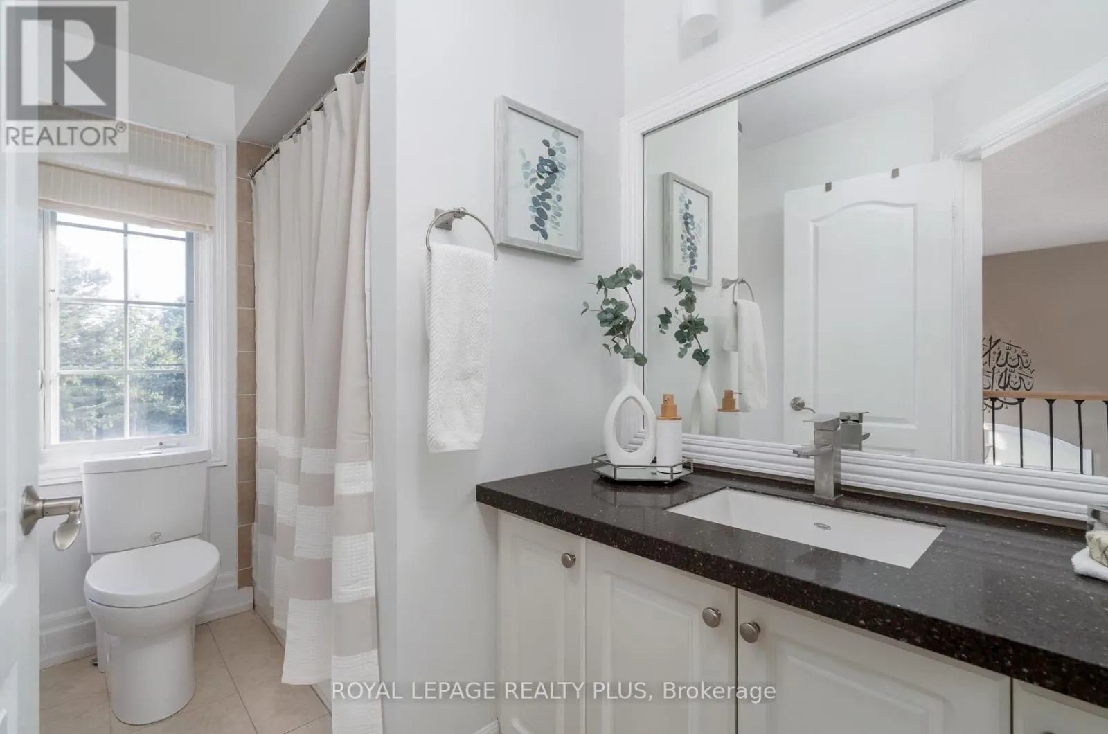 1059 MCCLENAHAN CRESCENT