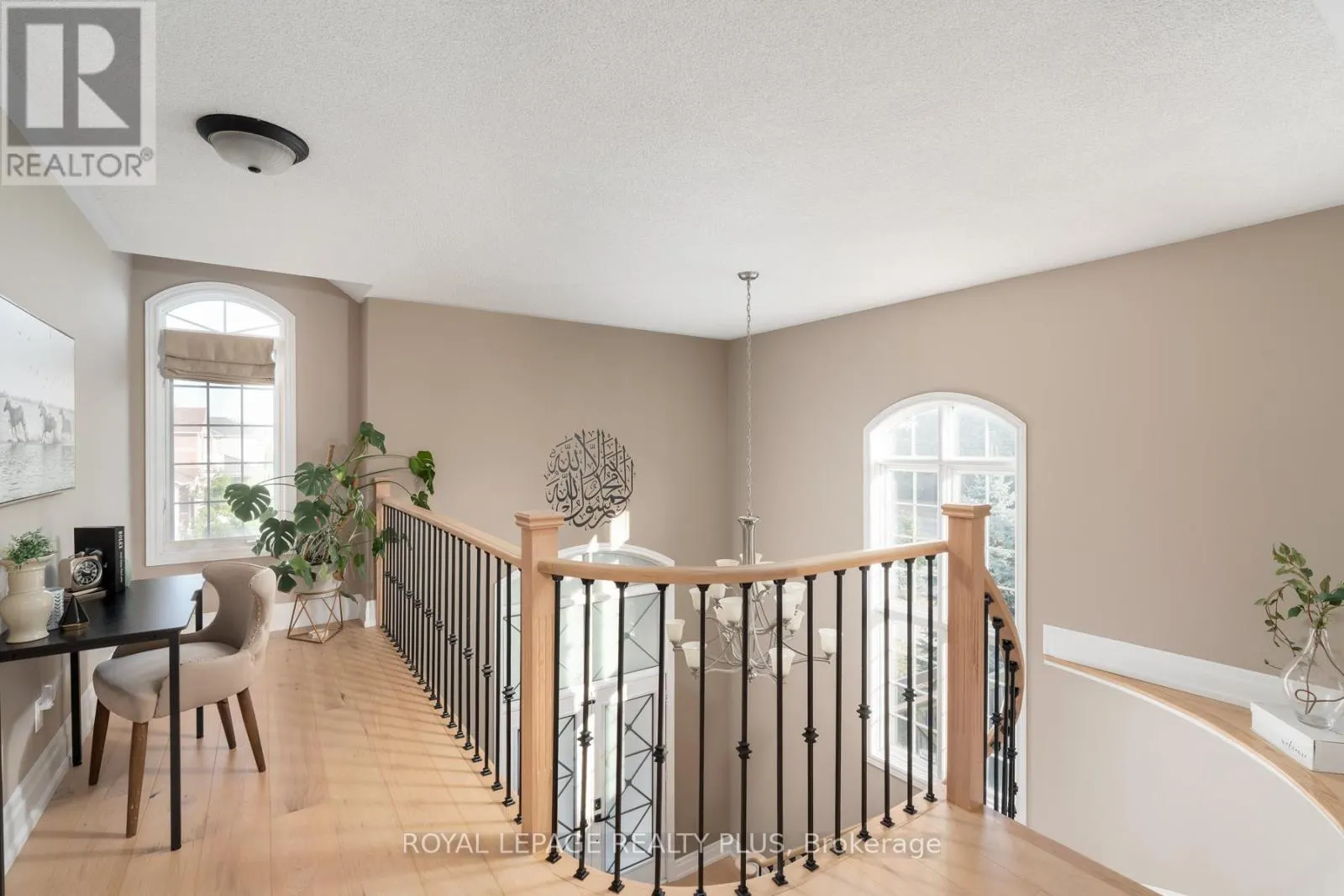 1059 MCCLENAHAN CRESCENT