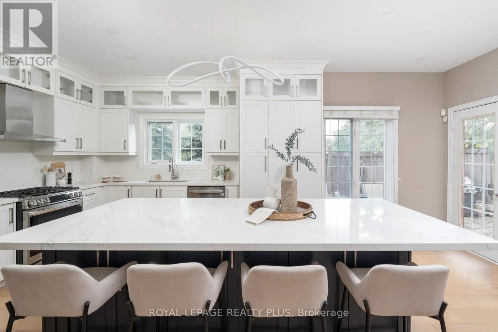 1059 MCCLENAHAN CRESCENT