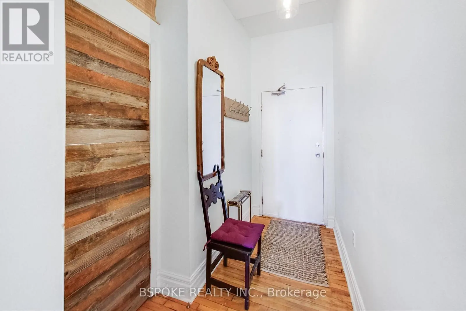 18 - 121 PRESCOTT AVENUE