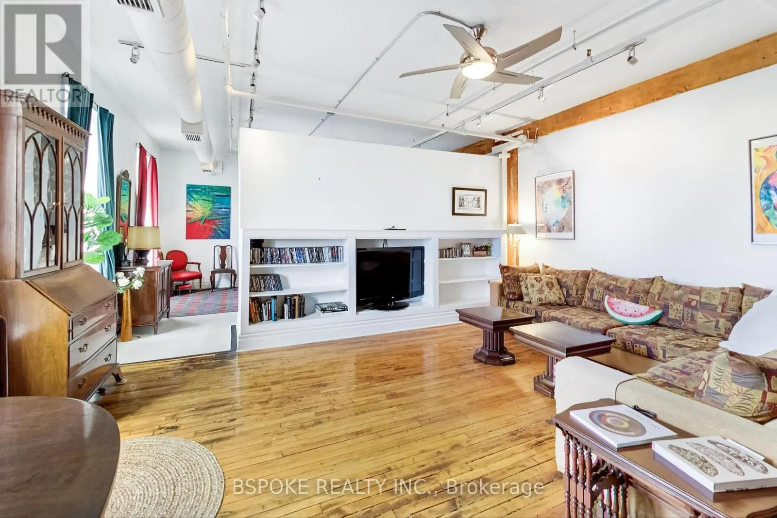 18 - 121 PRESCOTT AVENUE