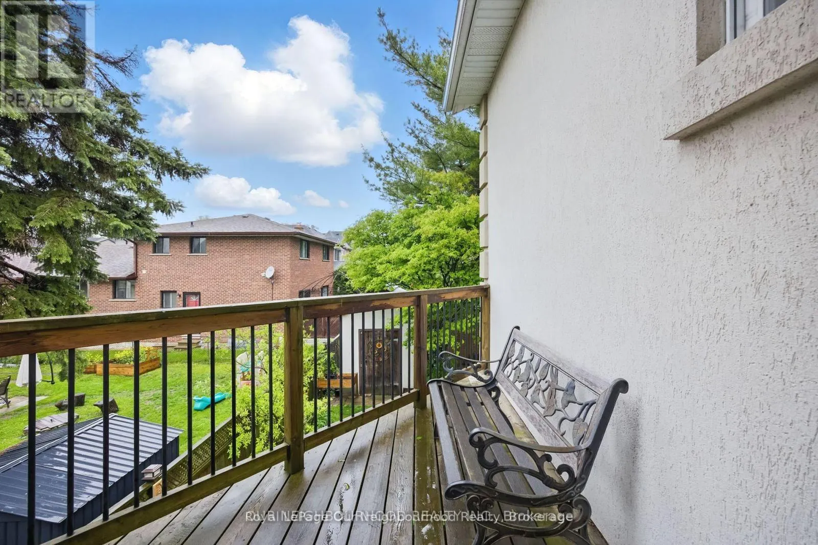 6 ENFIELD AVENUE