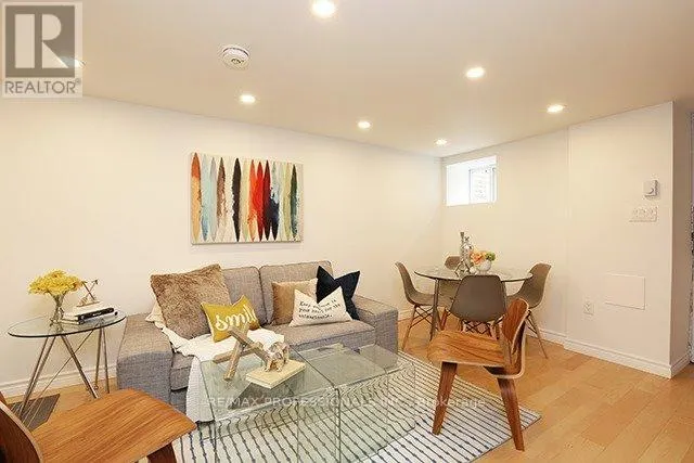 1 - 57 RONCESVALLES AVENUE