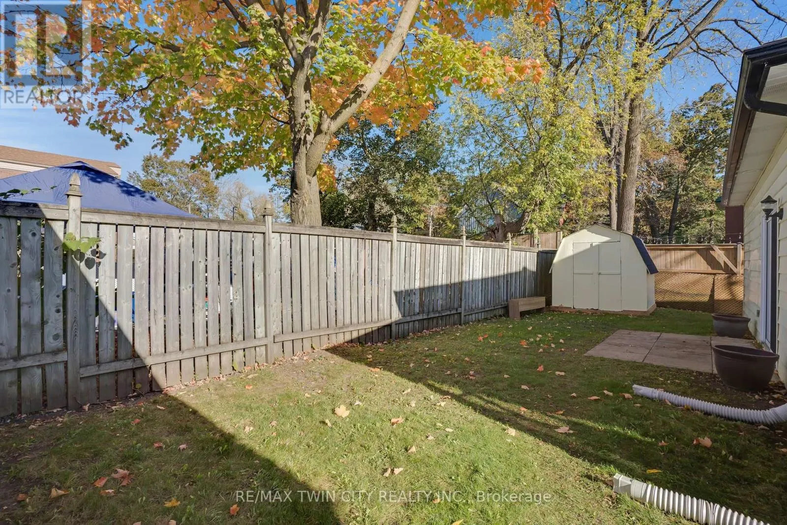 7 FREDERICK STREET S